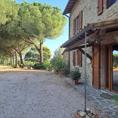 Podere Belvedere Classic Tuscan Magliano in Toscana